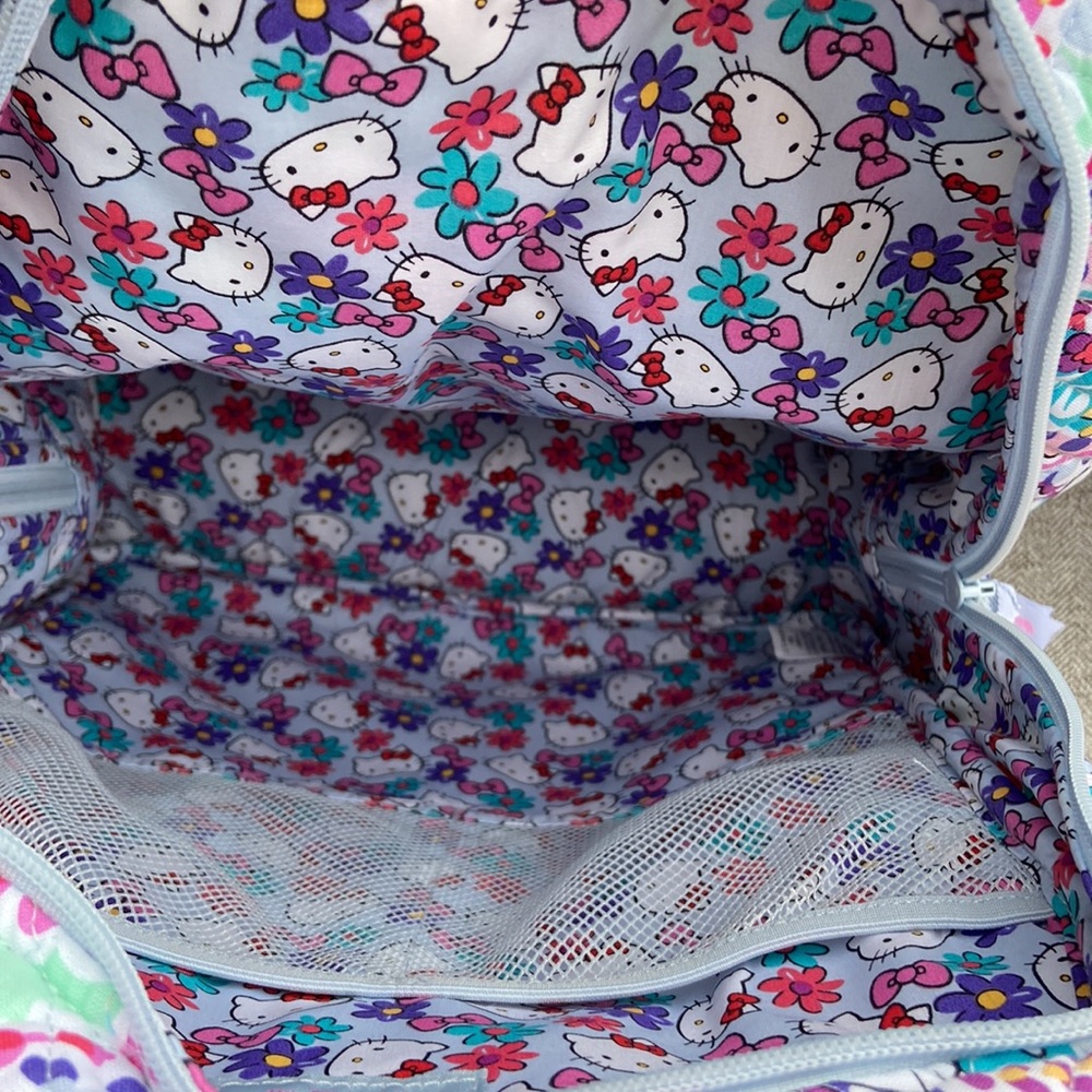 🫧Last 1! NWT Vera Bradley x Hello Kitty🫧 Limited Edition Campus Backpack - Picture 8 of 8
